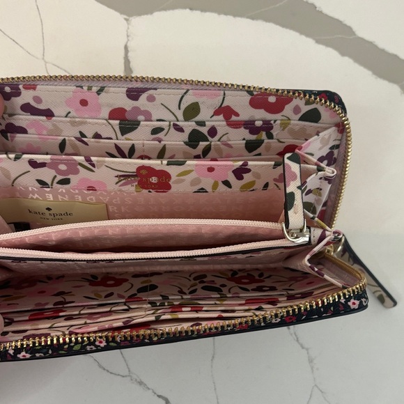 Kate Spade Multicolor Floral Wallet - Picture 8 of 8